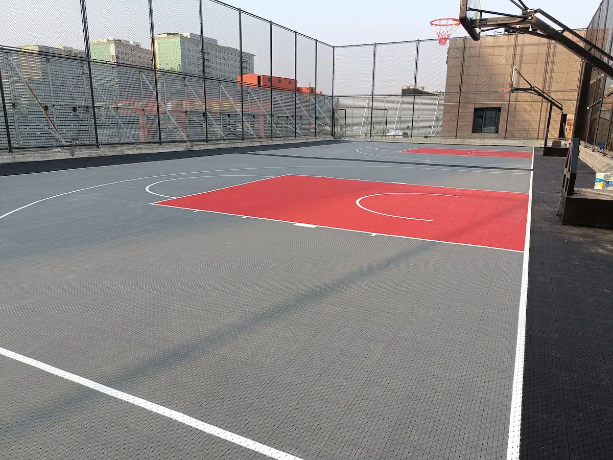 屋上コート施工事例